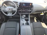 2026 Nissan Pathfinder photo 7