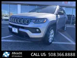 2022 Jeep Compass photo 1