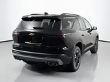2027 Chevrolet Traverse photo 7