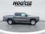 2027 Nissan Frontier photo 9