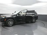 2023 Jeep Grand Cherokee L photo 39