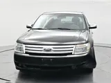 2008 Ford Taurus photo 2