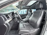2014 Toyota Highlander photo 7