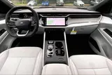 2026 Jeep Cherokee photo 13