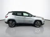 2023 Jeep Compass photo 8