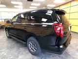 2027 Ford Expedition photo 5