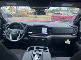 2026 GMC Sierra 1500 photo 10