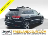 2020 Jeep Grand Cherokee photo 3