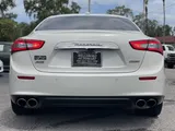2017 Maserati Ghibli photo 18