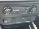 2026 Nissan Frontier photo 25