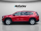 2024 GMC Acadia photo 4