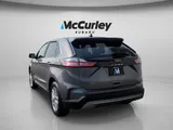 2024 Ford Edge photo 3