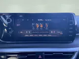 2022 Kia K5 photo 25