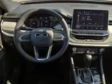 2025 Jeep Compass photo 17