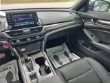 2020 Honda Accord Sedan photo 13