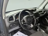 2023 Jeep Renegade photo 16