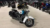 2016 Harley-Davidson Softail photo 2