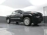 2025 Toyota Tacoma 4WD photo 31