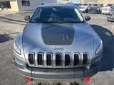2016 Jeep Cherokee photo 8