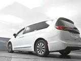 2023 Chrysler Pacifica photo 31