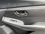2025 Nissan Sentra photo 19