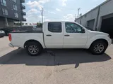 2021 Nissan Frontier photo 6