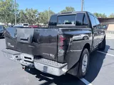 2011 Nissan Titan photo 3