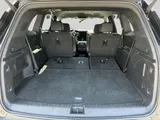 2025 GMC Acadia photo 12
