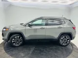 2022 Jeep Compass photo 5