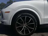 2019 Porsche Cayenne photo 19