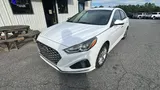 2019 Hyundai Sonata photo 2
