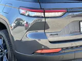 2025 Jeep Grand Cherokee photo 5