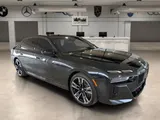 2025 BMW i7 photo 8