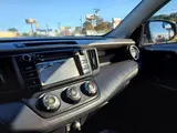 2016 Toyota RAV4 photo 25