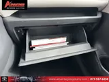 2025 Toyota RAV4 photo 38
