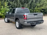 2022 Nissan Frontier photo 11