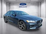 2024 Volvo S60 photo 1