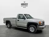 2005 GMC Sierra 2500HD photo 9