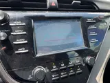 2018 Toyota Camry photo 9