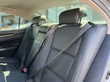 2016 Lexus ES 350 photo 26