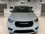 2023 Chrysler Pacifica photo 9