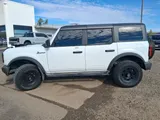 2022 Ford Bronco photo 2