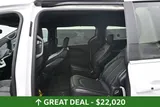 2025 Chrysler Pacifica photo 18