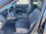 2026 Nissan Pathfinder photo 10