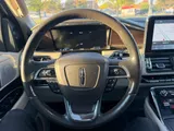 2020 Lincoln Navigator photo 23