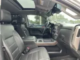 2018 GMC Sierra 3500HD photo 25