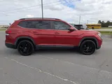 2022 Volkswagen Atlas photo 3