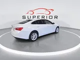 2016 Chevrolet Malibu photo 9