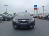 2014 Chevrolet Cruze photo 2