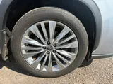 2023 Toyota Highlander photo 12